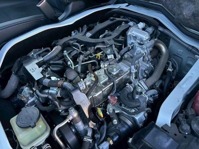 ハイエースバン スーパーＧＬダークプライム２　１１型アルパインナビ　モデリスタエアロ　全周囲カメラ　両側電動スライドドア　衝突軽減ブレーキ　オートマチックハイビーム　スマートキー　プッシュスタート　ＡＣ１００Ｖ電源　ＨＤＭＩ接続可　フルセグＴＶ（18枚目）