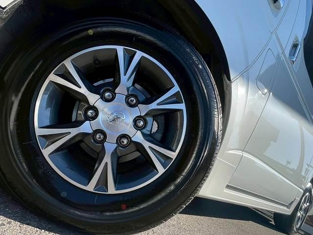 ハイエースバン スーパーＧＬダークプライム２　１１型アルパインナビ　モデリスタエアロ　全周囲カメラ　両側電動スライドドア　衝突軽減ブレーキ　オートマチックハイビーム　スマートキー　プッシュスタート　ＡＣ１００Ｖ電源　ＨＤＭＩ接続可　フルセグＴＶ（19枚目）