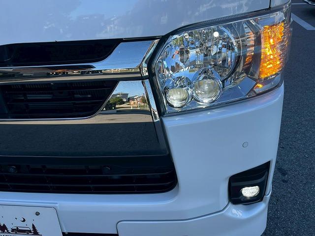 ハイエースバン スーパーＧＬダークプライム２　１１型アルパインナビ　モデリスタエアロ　全周囲カメラ　両側電動スライドドア　衝突軽減ブレーキ　オートマチックハイビーム　スマートキー　プッシュスタート　ＡＣ１００Ｖ電源　ＨＤＭＩ接続可　フルセグＴＶ（34枚目）