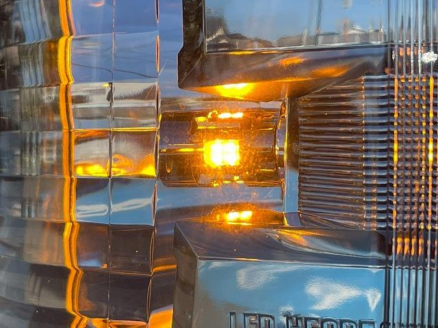 ハイエースバン スーパーＧＬダークプライム２　１１型アルパインナビ　モデリスタエアロ　全周囲カメラ　両側電動スライドドア　衝突軽減ブレーキ　オートマチックハイビーム　スマートキー　プッシュスタート　ＡＣ１００Ｖ電源　ＨＤＭＩ接続可　フルセグＴＶ（39枚目）