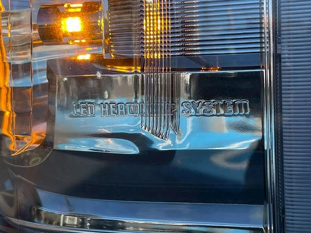 ハイエースバン スーパーＧＬダークプライム２　１１型アルパインナビ　モデリスタエアロ　全周囲カメラ　両側電動スライドドア　衝突軽減ブレーキ　オートマチックハイビーム　スマートキー　プッシュスタート　ＡＣ１００Ｖ電源　ＨＤＭＩ接続可　フルセグＴＶ（40枚目）