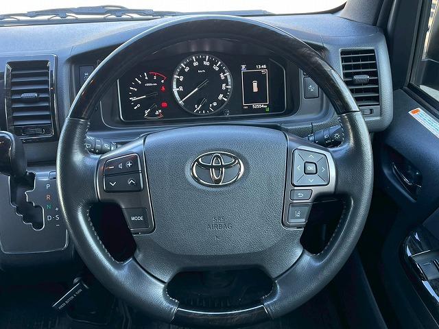 ハイエースバン スーパーＧＬダークプライム２　１１型アルパインナビ　モデリスタエアロ　全周囲カメラ　両側電動スライドドア　衝突軽減ブレーキ　オートマチックハイビーム　スマートキー　プッシュスタート　ＡＣ１００Ｖ電源　ＨＤＭＩ接続可　フルセグＴＶ（47枚目）