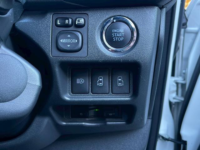 ハイエースバン スーパーＧＬダークプライム２　１１型アルパインナビ　モデリスタエアロ　全周囲カメラ　両側電動スライドドア　衝突軽減ブレーキ　オートマチックハイビーム　スマートキー　プッシュスタート　ＡＣ１００Ｖ電源　ＨＤＭＩ接続可　フルセグＴＶ（49枚目）