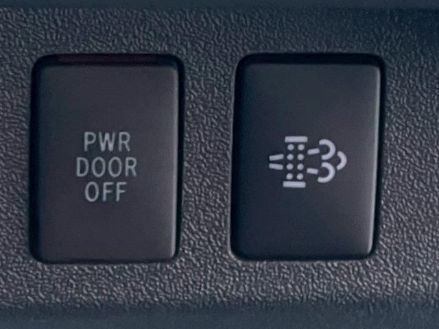 ハイエースバン スーパーＧＬダークプライム２　１１型アルパインナビ　モデリスタエアロ　全周囲カメラ　両側電動スライドドア　衝突軽減ブレーキ　オートマチックハイビーム　スマートキー　プッシュスタート　ＡＣ１００Ｖ電源　ＨＤＭＩ接続可　フルセグＴＶ（65枚目）