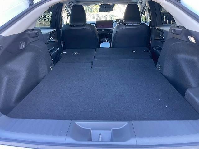 プリウス Ｚ　純正１２．３型ディスプレイ　パノラマルーフ　ブラインドスポットモニター　全周囲カメラ　シートベンチレーション　レーダークルーズコントロール　パーキングアシスト　デジタルインナーミラー　電動リアゲート（13枚目）