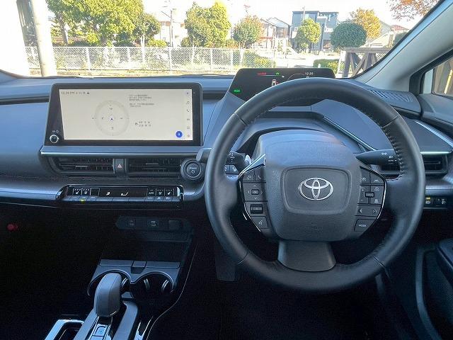 プリウス Ｚ　純正１２．３型ディスプレイ　パノラマルーフ　ブラインドスポットモニター　全周囲カメラ　シートベンチレーション　レーダークルーズコントロール　パーキングアシスト　デジタルインナーミラー　電動リアゲート（40枚目）
