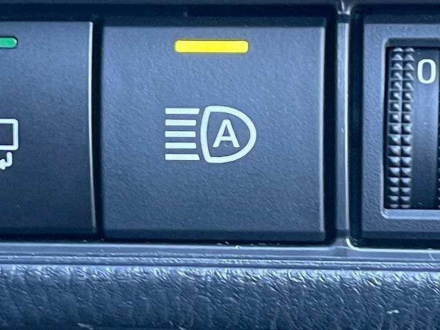 プリウス Ｚ　純正１２．３型ディスプレイ　パノラマルーフ　ブラインドスポットモニター　全周囲カメラ　シートベンチレーション　レーダークルーズコントロール　パーキングアシスト　デジタルインナーミラー　電動リアゲート（47枚目）