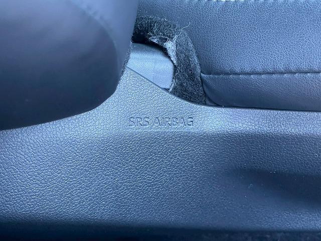 プリウス Ｚ　純正１２．３型ディスプレイ　パノラマルーフ　ブラインドスポットモニター　全周囲カメラ　シートベンチレーション　レーダークルーズコントロール　パーキングアシスト　デジタルインナーミラー　電動リアゲート（53枚目）