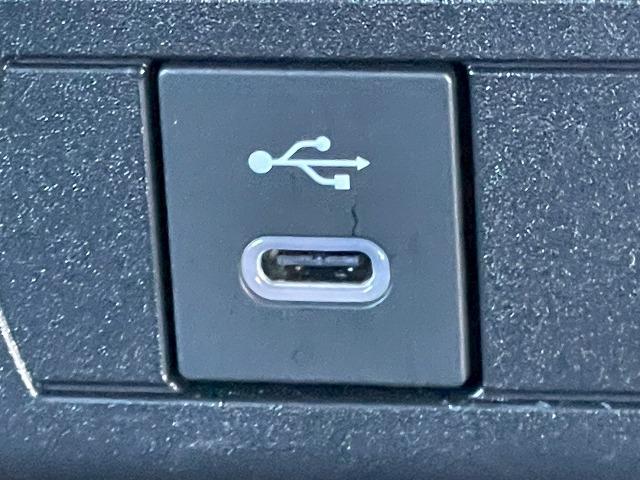 プリウス Ｚ　純正１２．３型ディスプレイ　パノラマルーフ　ブラインドスポットモニター　全周囲カメラ　シートベンチレーション　レーダークルーズコントロール　パーキングアシスト　デジタルインナーミラー　電動リアゲート（63枚目）