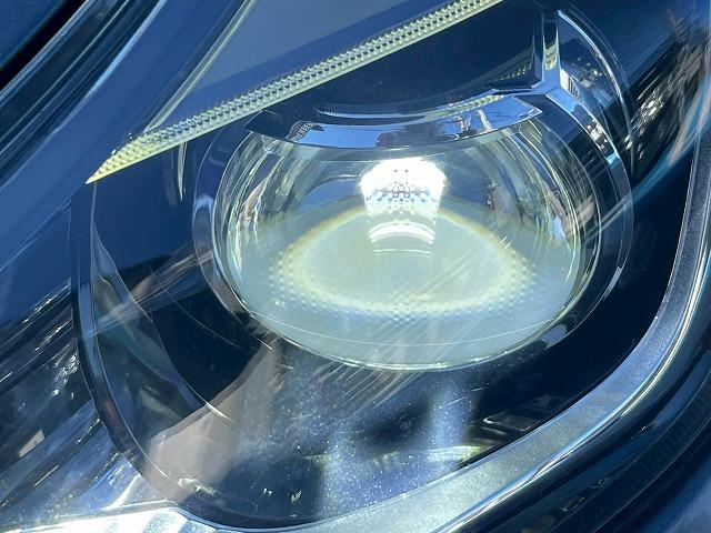 プリウス Ｓ　純正９型ナビ　バックカメラ　レーダークルーズコントロール　ビルトインＥＴＣ　スマートキー　プッシュスタート　車線逸脱警報　オートマチックハイビーム　先行発進アラート　フルセグＴＶ　バックカメラ　ＬＥＤ（30枚目）