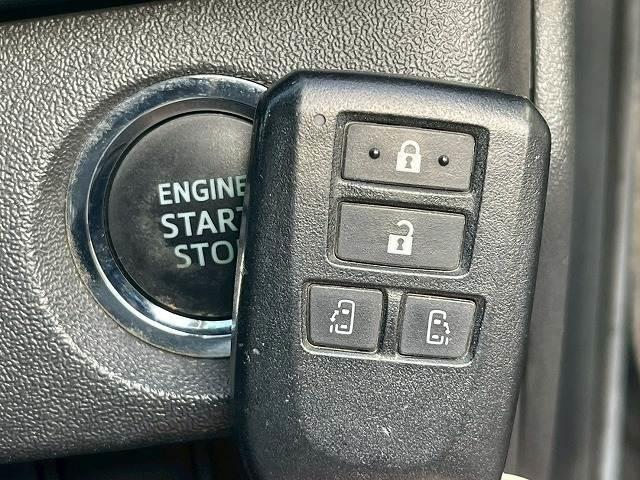 ハイエースバン スーパーGL 両側電動スライドドア ベルト交換済 バックカメラ ESSEX16インチアルミホイール 社外エアロ スマートキー プッシュスタート フォグライト AC100V電源 フルセグTV パワーステアリング(7枚目)