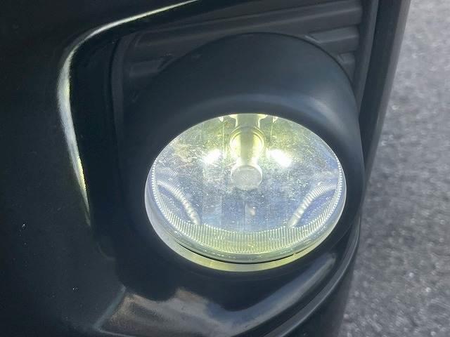 ハイエースバン スーパーGL 両側電動スライドドア ベルト交換済 バックカメラ ESSEX16インチアルミホイール 社外エアロ スマートキー プッシュスタート フォグライト AC100V電源 フルセグTV パワーステアリング(8枚目)