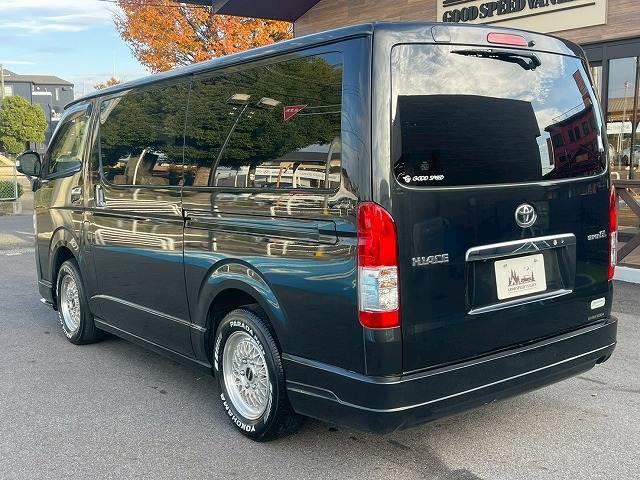 ハイエースバン スーパーGL 両側電動スライドドア ベルト交換済 バックカメラ ESSEX16インチアルミホイール 社外エアロ スマートキー プッシュスタート フォグライト AC100V電源 フルセグTV パワーステアリング(17枚目)