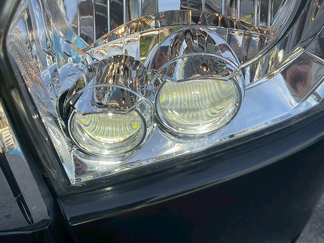 ハイエースバン スーパーGL 両側電動スライドドア ベルト交換済 バックカメラ ESSEX16インチアルミホイール 社外エアロ スマートキー プッシュスタート フォグライト AC100V電源 フルセグTV パワーステアリング(29枚目)