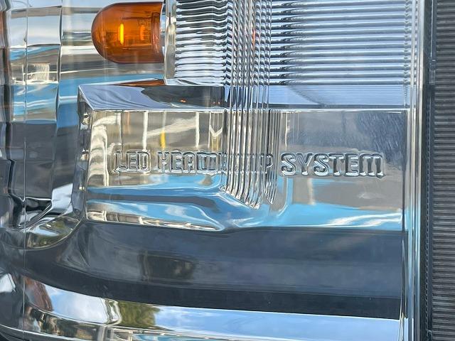 ハイエースバン スーパーGL 両側電動スライドドア ベルト交換済 バックカメラ ESSEX16インチアルミホイール 社外エアロ スマートキー プッシュスタート フォグライト AC100V電源 フルセグTV パワーステアリング(34枚目)