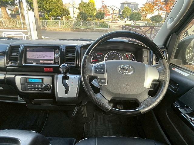 ハイエースバン スーパーGL 両側電動スライドドア ベルト交換済 バックカメラ ESSEX16インチアルミホイール 社外エアロ スマートキー プッシュスタート フォグライト AC100V電源 フルセグTV パワーステアリング(40枚目)