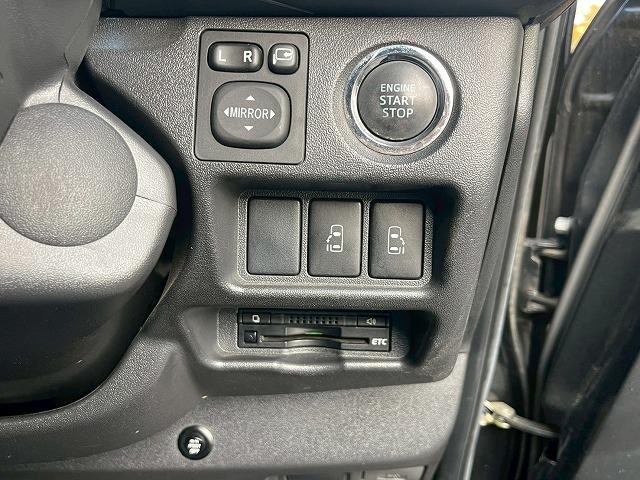ハイエースバン スーパーGL 両側電動スライドドア ベルト交換済 バックカメラ ESSEX16インチアルミホイール 社外エアロ スマートキー プッシュスタート フォグライト AC100V電源 フルセグTV パワーステアリング(43枚目)