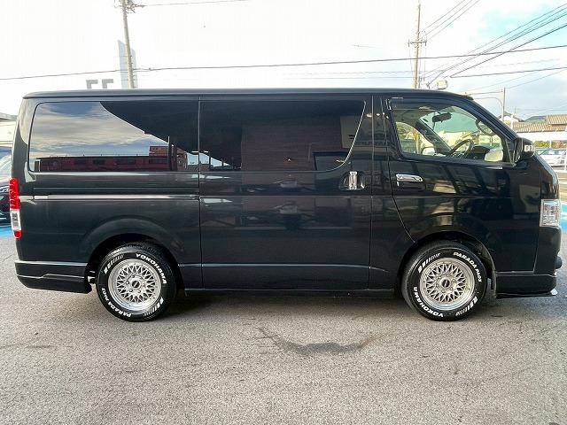 ハイエースバン スーパーGL 両側電動スライドドア ベルト交換済 バックカメラ ESSEX16インチアルミホイール 社外エアロ スマートキー プッシュスタート フォグライト AC100V電源 フルセグTV パワーステアリング(72枚目)