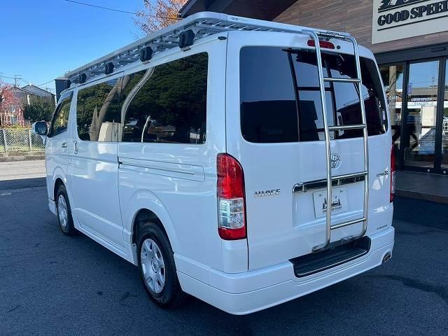 ハイエースバン スーパーGL ダークプライムII ワンオーナー 衝突軽減ブレーキ モデリスタエアロ オートマチックハイビーム AC100V電源 助手席エアバック バックカメラ スマートキー プッシュスタート ビルトインETC フルセグTV LED(17枚目)