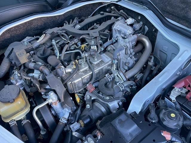ハイエースバン スーパーGL ダークプライムII ワンオーナー 衝突軽減ブレーキ モデリスタエアロ オートマチックハイビーム AC100V電源 助手席エアバック バックカメラ スマートキー プッシュスタート ビルトインETC フルセグTV LED(18枚目)