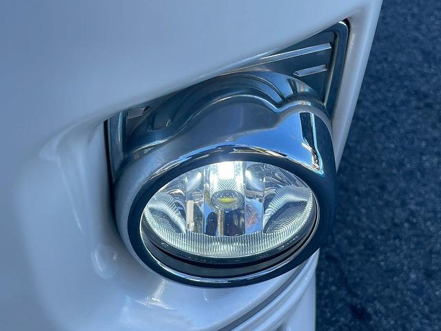 ハイエースバン スーパーGL ダークプライムII ワンオーナー 衝突軽減ブレーキ モデリスタエアロ オートマチックハイビーム AC100V電源 助手席エアバック バックカメラ スマートキー プッシュスタート ビルトインETC フルセグTV LED(30枚目)