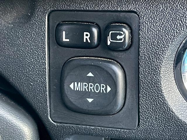 ハイエースバン スーパーGL ダークプライムII ワンオーナー 衝突軽減ブレーキ モデリスタエアロ オートマチックハイビーム AC100V電源 助手席エアバック バックカメラ スマートキー プッシュスタート ビルトインETC フルセグTV LED(43枚目)