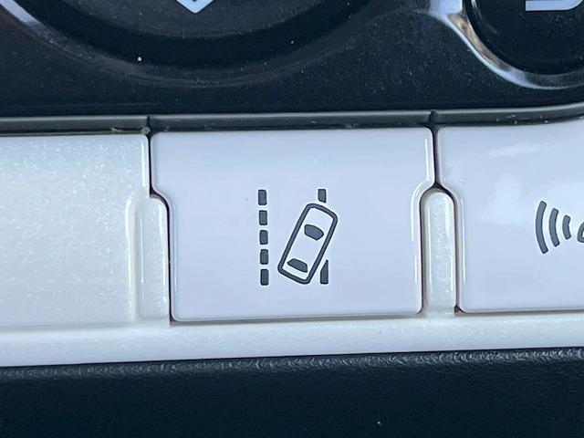 プリウス A プレミアム “ツーリングセレクション” 純正9型ナビ レーダークルコン 黒革 フルセグTV バックカメラ ビルトインETC 衝突軽減ブレーキ シートヒーター ブラインドスポットモニター クリアランスソナー レーダークルコン パワーシート(52枚目)