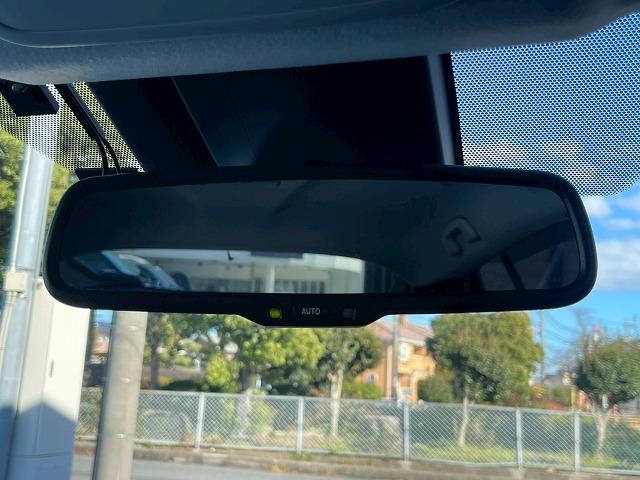 プリウス A プレミアム “ツーリングセレクション” 純正9型ナビ レーダークルコン 黒革 フルセグTV バックカメラ ビルトインETC 衝突軽減ブレーキ シートヒーター ブラインドスポットモニター クリアランスソナー レーダークルコン パワーシート(64枚目)