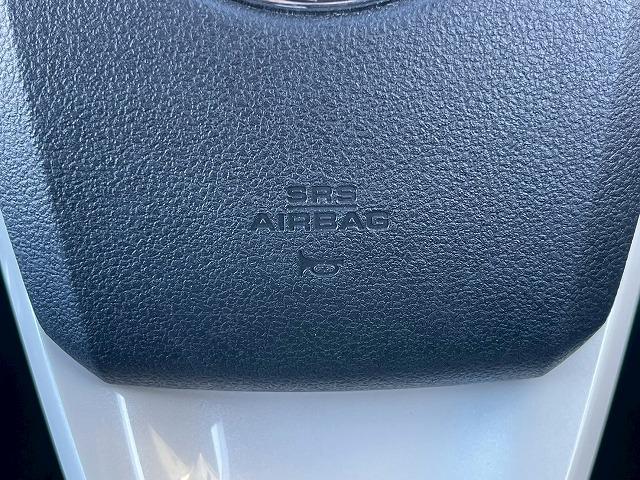 プリウス A プレミアム “ツーリングセレクション” 純正9型ナビ レーダークルコン 黒革 フルセグTV バックカメラ ビルトインETC 衝突軽減ブレーキ シートヒーター ブラインドスポットモニター クリアランスソナー レーダークルコン パワーシート(66枚目)