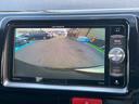 【カラーバックモニター】を装備しております。リアの映像がカラーで映し出されますので日々の駐車も安心安全です。