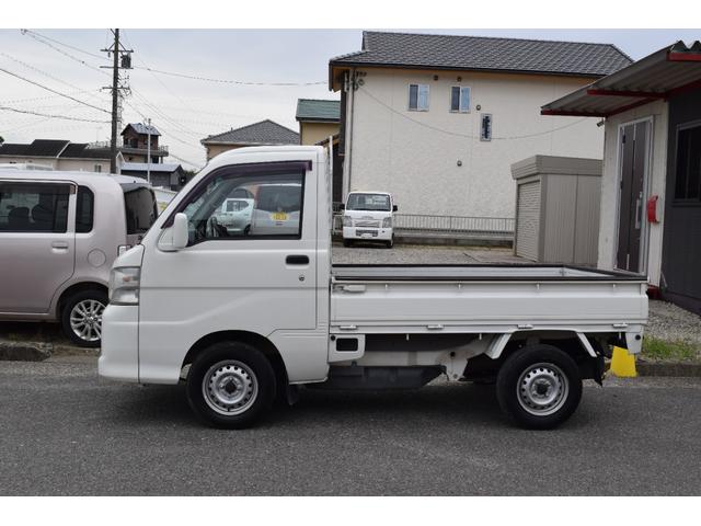 ハイゼットトラック エアコン・パワステ　スペシャル　４ＷＤ　　５速ミッション　エアコン　パワステ　ヘッドライトレベライザー　運転席側エアバック　オイルオイルエレメントバッテリー新品交換（7枚目）