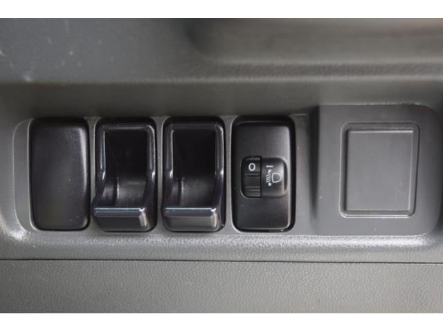 ハイゼットトラック エアコン・パワステ　スペシャル　４ＷＤ　　５速ミッション　エアコン　パワステ　ヘッドライトレベライザー　運転席側エアバック　オイルオイルエレメントバッテリー新品交換（32枚目）