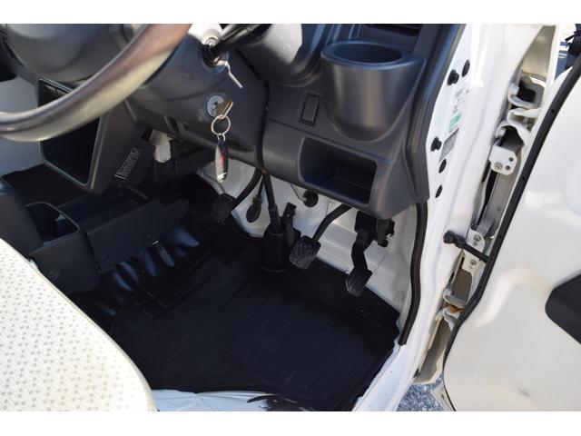 ミニキャブトラック Ｍ　４ＷＤ　５速ミッション　ワンオーナー　エアコン　パワステ（44枚目）