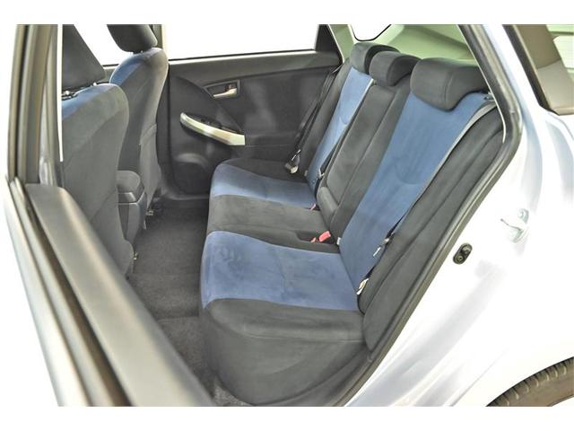 プリウス S Bモニタ- インテリキー デュアルエアバック エアB イモビライザー ワンオーナー車 AUTOエアコン 横スベリ防止 アルミホイール ETC装備 ABS サイドエアバッグ パワーステアリング 取説記録(10枚目)