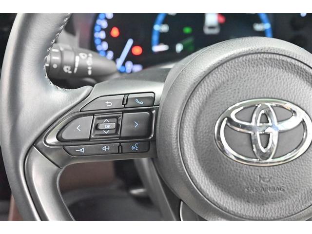 ヤリスクロス Z バックモニタ 横滑り防止システム イモビ カーテンエアバッグ TV クルーズC エアコン スマートキ- アルミ 地デジ キーフリー パワステ ダブルエアバック LEDヘット エアバッグ ABS(17枚目)