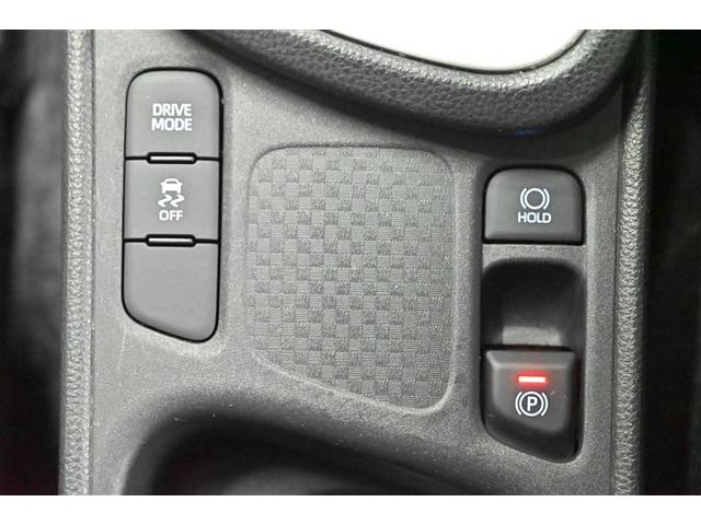 ヤリスクロス Z バックモニタ 横滑り防止システム イモビ カーテンエアバッグ TV クルーズC エアコン スマートキ- アルミ 地デジ キーフリー パワステ ダブルエアバック LEDヘット エアバッグ ABS(23枚目)