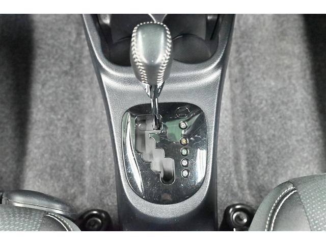 ヴィッツ ハイブリッドU バックガイドモニター 衝突軽減システム 地デジ LEDヘッドライト DVD再生可 ETC オートエアコン メモリナビ エアバッグ キーフリー 横滑り防止機能 イモビライザー ナビ&TV ABS 記録簿(7枚目)