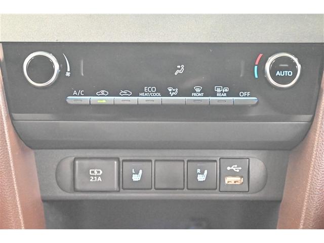 ヤリスクロス ハイブリッドＺ　インテリジェントキー　アルミホイル　ＬＥＤライト　１オ－ナ－　リアカメラ　クルーズコントロール　横滑り防止システム　ナビＴＶ　メモリーナビゲーション　電動シ－ト　パワステ　オートエアコン　キーフリー（8枚目）