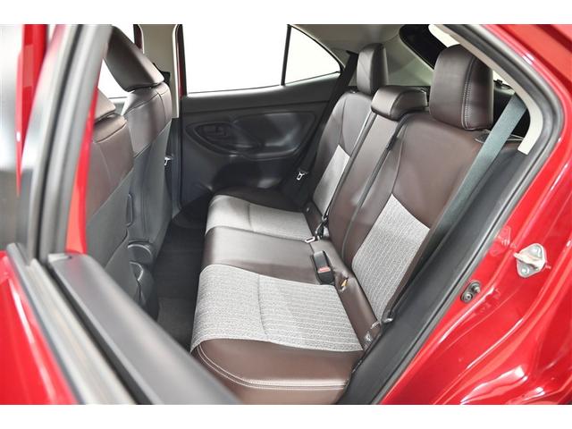 ヤリスクロス ハイブリッドＺ　インテリジェントキー　アルミホイル　ＬＥＤライト　１オ－ナ－　リアカメラ　クルーズコントロール　横滑り防止システム　ナビＴＶ　メモリーナビゲーション　電動シ－ト　パワステ　オートエアコン　キーフリー（12枚目）