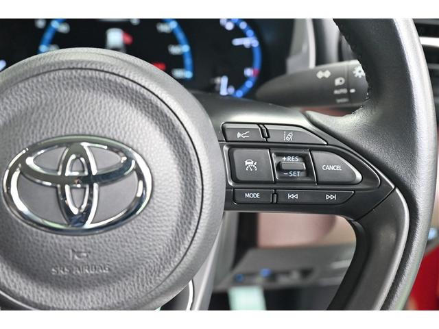 ヤリスクロス ハイブリッドＺ　インテリジェントキー　アルミホイル　ＬＥＤライト　１オ－ナ－　リアカメラ　クルーズコントロール　横滑り防止システム　ナビＴＶ　メモリーナビゲーション　電動シ－ト　パワステ　オートエアコン　キーフリー（18枚目）