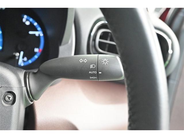 ヤリスクロス ハイブリッドＺ　インテリジェントキー　アルミホイル　ＬＥＤライト　１オ－ナ－　リアカメラ　クルーズコントロール　横滑り防止システム　ナビＴＶ　メモリーナビゲーション　電動シ－ト　パワステ　オートエアコン　キーフリー（19枚目）