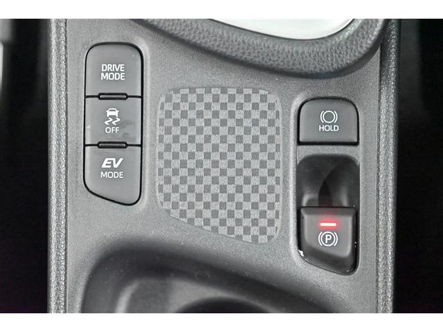 ヤリスクロス ハイブリッドＺ　インテリジェントキー　アルミホイル　ＬＥＤライト　１オ－ナ－　リアカメラ　クルーズコントロール　横滑り防止システム　ナビＴＶ　メモリーナビゲーション　電動シ－ト　パワステ　オートエアコン　キーフリー（23枚目）