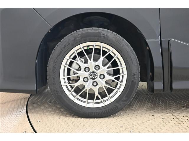 ヴォクシー ハイブリッドＺＳ　煌ＩＩ　電動両側スライドドア　ドライブレコーダ　パワーステアリング　ＤＶＤ再生可　エアロ　リアクーラー　スマキー　地デジＴＶ　横滑防止　１オーナー　Ｗエアバック　ＡＡＣ　ＬＥＤランプ　エアバッグ　ナビＴＶ（16枚目）