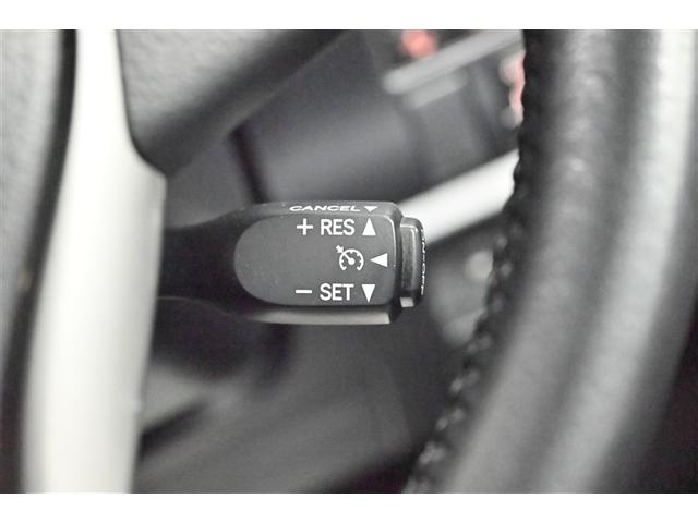 ヴォクシー ハイブリッドＺＳ　煌ＩＩ　電動両側スライドドア　ドライブレコーダ　パワーステアリング　ＤＶＤ再生可　エアロ　リアクーラー　スマキー　地デジＴＶ　横滑防止　１オーナー　Ｗエアバック　ＡＡＣ　ＬＥＤランプ　エアバッグ　ナビＴＶ（20枚目）