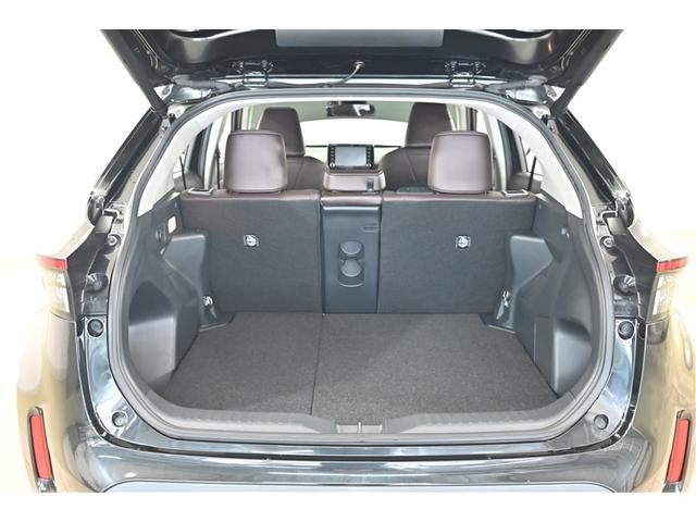 ヤリスクロス ハイブリッドＺ　ドライブレコーダ　インテリジェントキー　アルミホイル　ＬＥＤライト　１オ－ナ－　リアカメラ　ナビ　クルーズコントロール　整備記録簿　横滑り防止システム　メモリーナビゲーション　電動シ－ト　パワステ（13枚目）