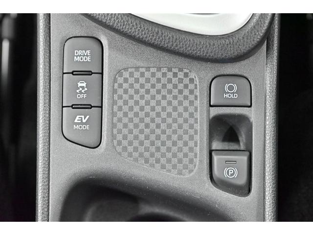 ヤリスクロス ハイブリッドＺ　ドライブレコーダ　インテリジェントキー　アルミホイル　ＬＥＤライト　１オ－ナ－　リアカメラ　ナビ　クルーズコントロール　整備記録簿　横滑り防止システム　メモリーナビゲーション　電動シ－ト　パワステ（23枚目）