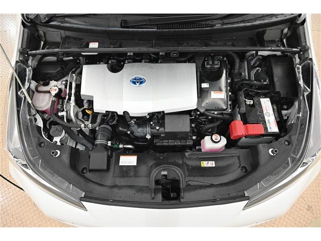 プリウス Ｓ　取説記録簿　スマートキ－　地デジ　メモリーナビゲーション　ＬＥＤヘッドライト　ＥＴＣ車載器　フルオートエアコン　クルーズコントロール　エアバッグ　イモビ　パワーウインドウ　ＰＳ　ＴＶナビ　ＡＷ　ＡＢＳ（14枚目）