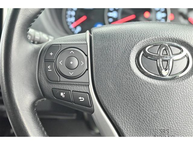 ノア Ｓｉ　ダブルバイビーＩＩ　横滑防止装置　ＰＣＳ　スマートキ－　Ｗエアコン　Ｂモニター　ＤＶＤ再生可　フルセグテレビ　ＥＴＣ付き　オートエアコン　ＰＳ　ナビ＆ＴＶ　ＰＷ　ＬＥＤヘッド　盗難防止システム　ＡＢＳ　３列シート（18枚目）