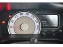 とっても見やすいメーターです。夜間時はラグジュアリーな気分にさせてくれる照明が魅力ですので、夜のドライブも楽しみになりますよ♪