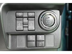 運転席シート廻りは使用感も少なく、良好な状態となっています。前オーナー様が丁寧に使っていたことがよくわかりますね。 6